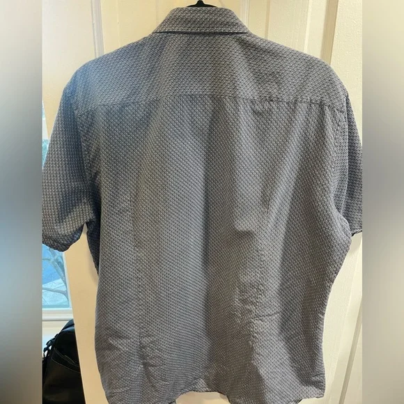 Hugo Boss short sleeve button down shirt - Picture 5 of 6